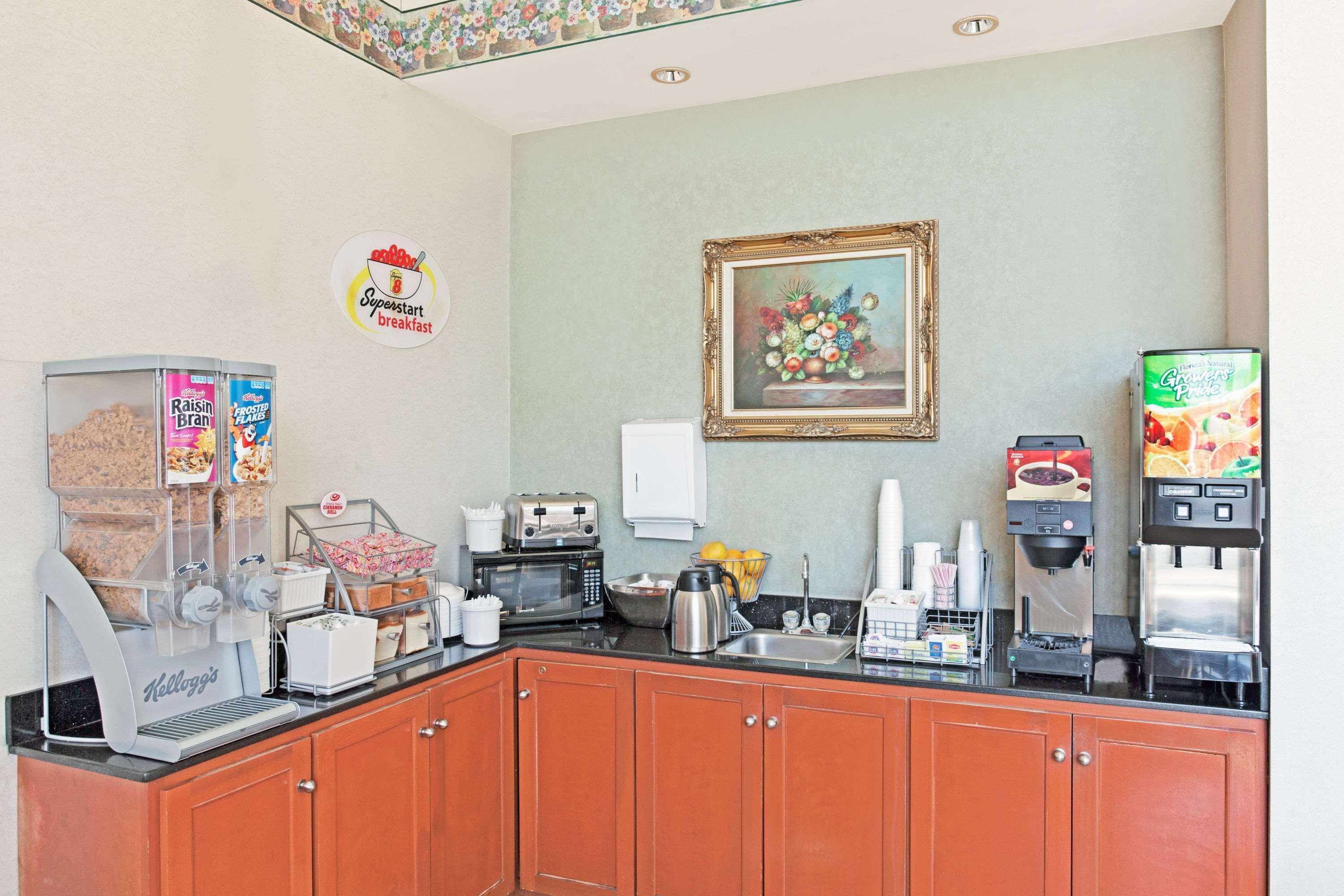 Super 8 By Wyndham North Hollywood Motel Los Angeles Kültér fotó